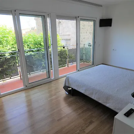 Homeholidaysrentals Dalia - Costa Barcelona Apartment